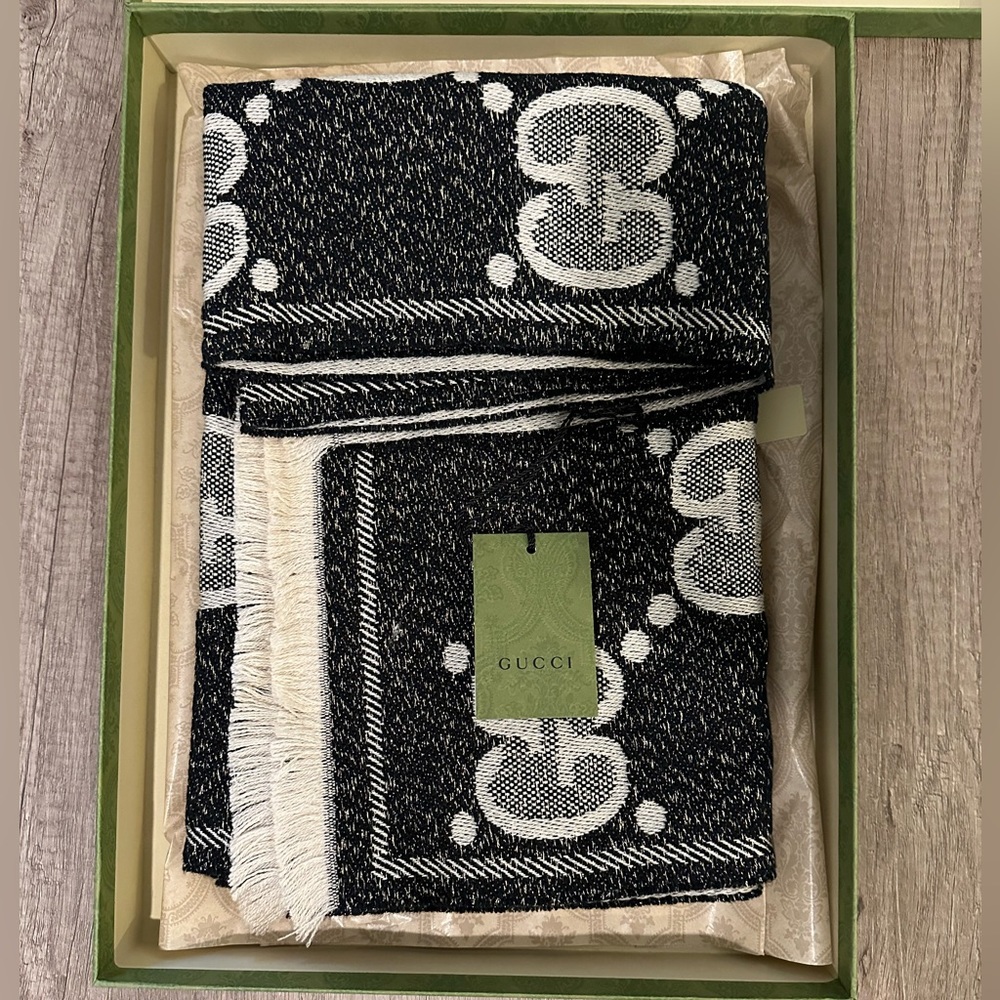 GUCCI - GG Wool Jacquard Scarf